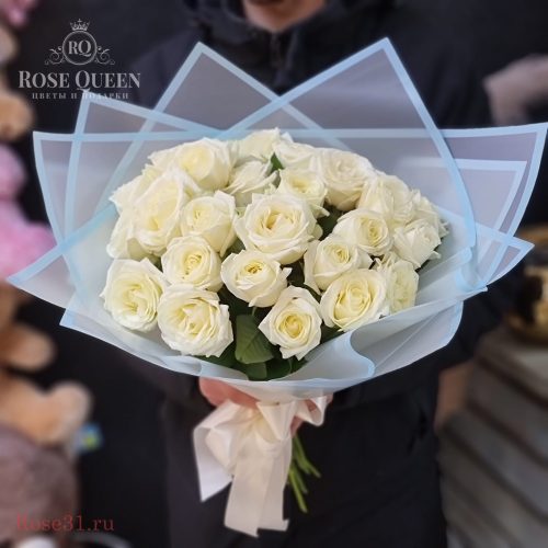 25 белых роз