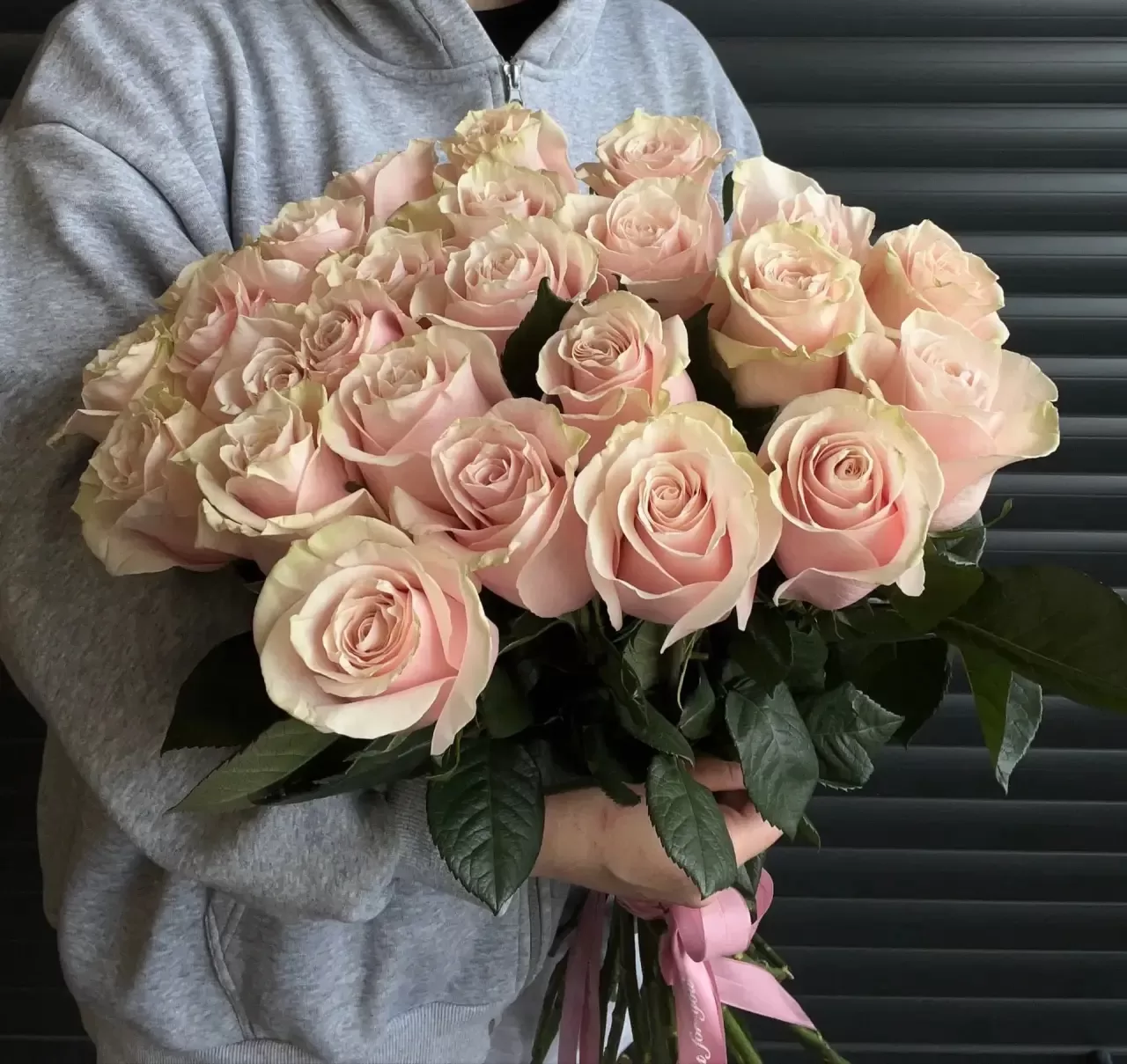 25 розовых роз 60см — изображение 3